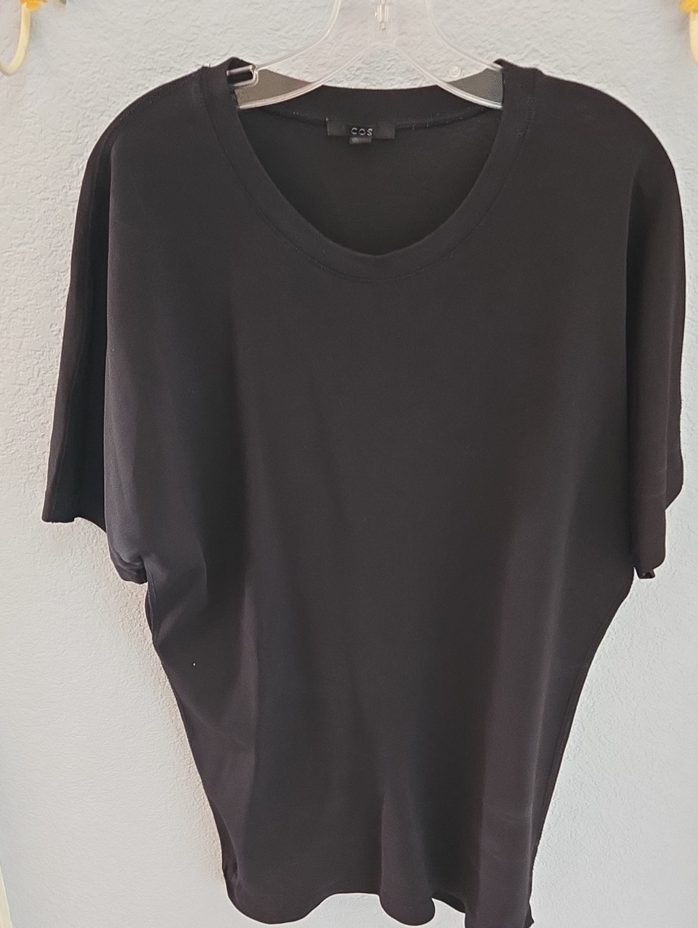 COS Black V-Neck Short Sleeve Relaxed Tee